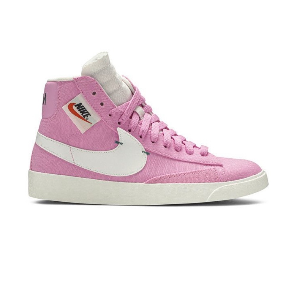 2019 Wmns Blazer Rebel Mid Pink 💗🌸

Size 10.5 men or women